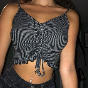 3 for $15☀️ Ruched Cropped Tank